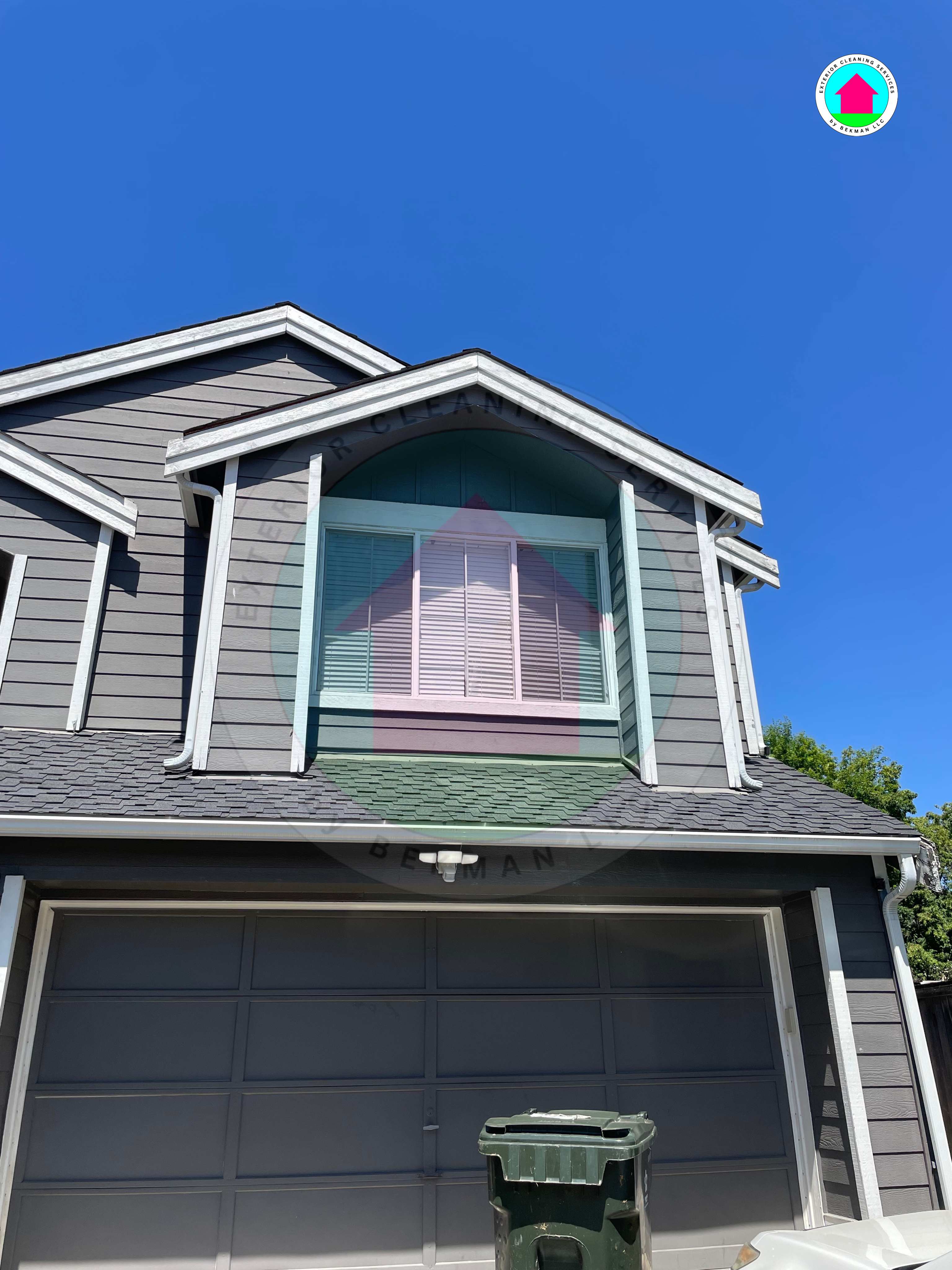 Window Cleaners’ Tips for Awnings, Siding & Glass